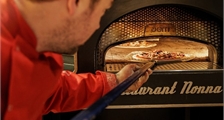 Pizza à emporter à Center Parcs Les Ardennes