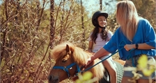 Balade à poney à Center Parcs Bispinger Heide