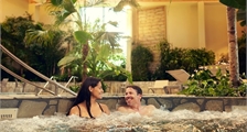 Sprudelbad in Center Parcs Terhills Resort