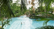 Hang out, Pool & Play in Center Parcs De Vossemeren