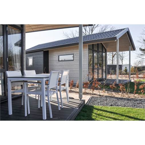 Chalet Lodge-4 in De Wije Werelt